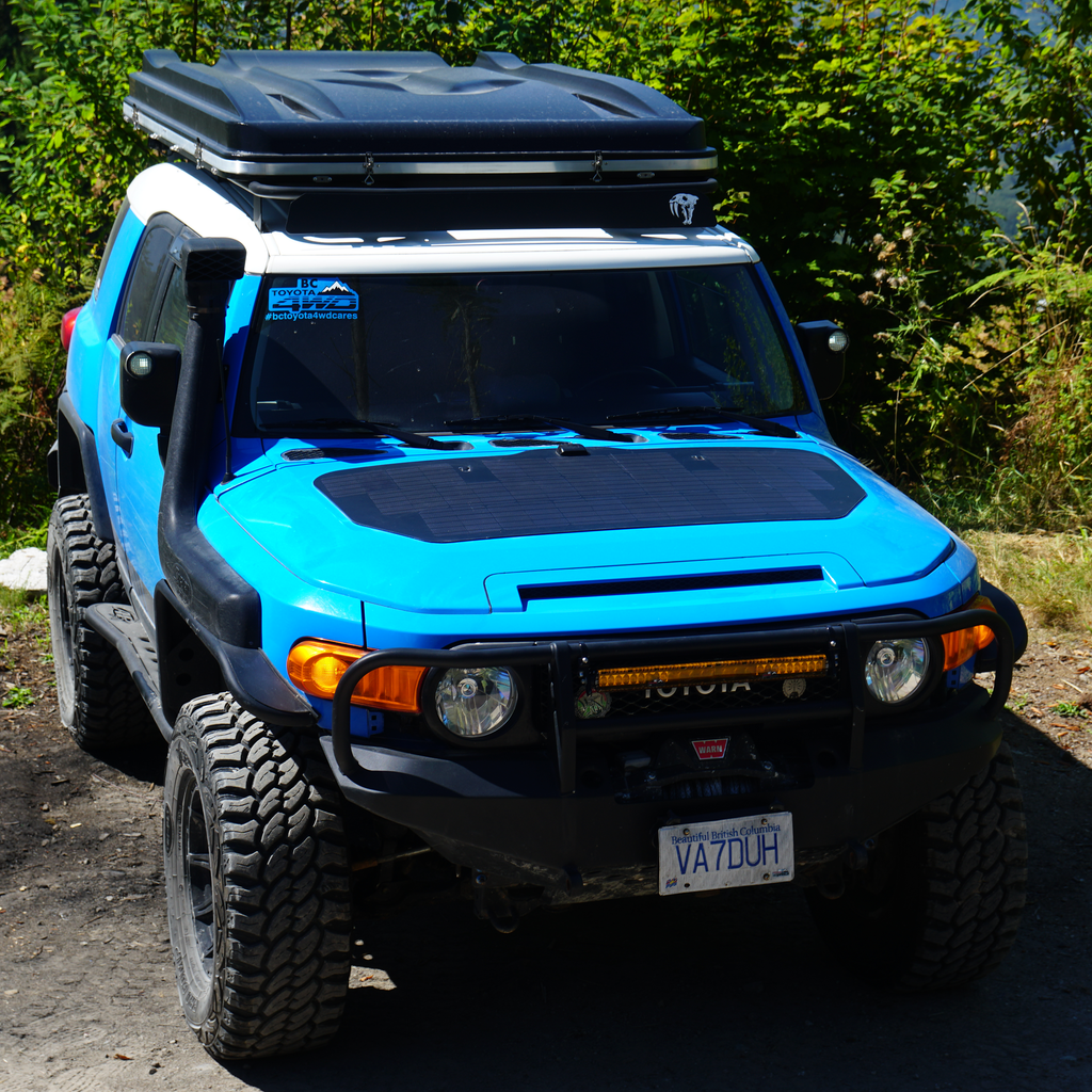 Toyota FJ Cruiser VSS System™ | 100 Watt Hood Solar Panel System 